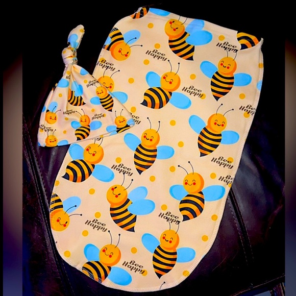 “Bee Happy” baby bee SUPER SOFT  Swaddle & Hat Set - perfect for birth/ hospital - Picture 1 of 7